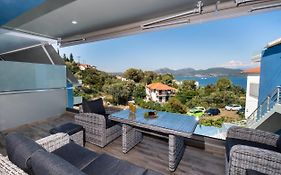 Blue House Luxury Apartment